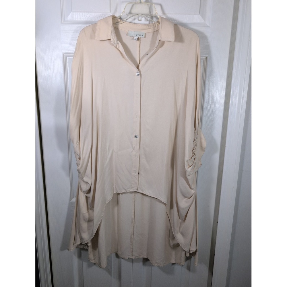 Pinch Women's Beige Sleeveless Button Detail Blouse Medium High Low